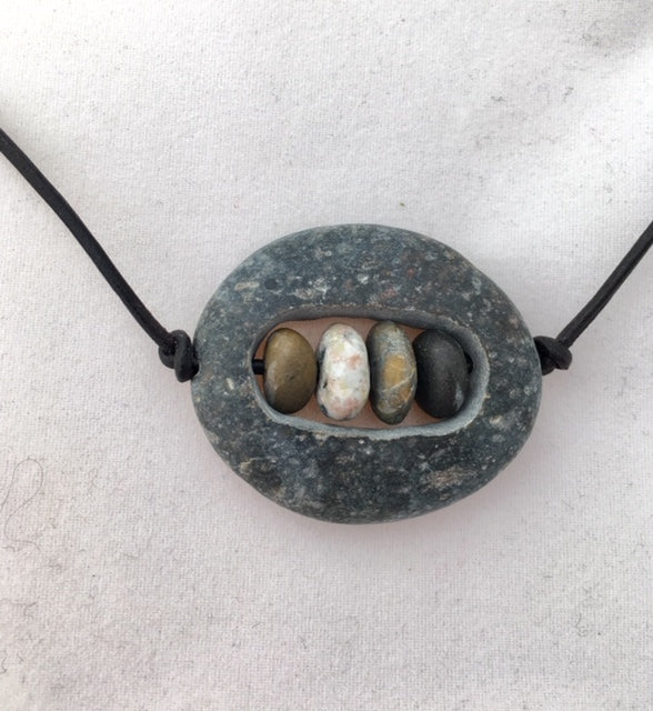 Beach Rock Nest necklace